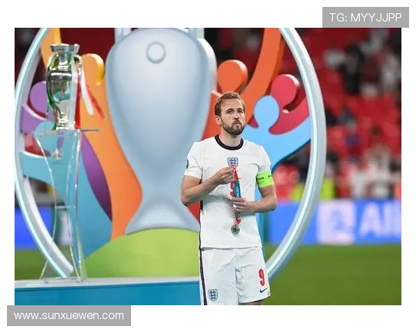 哈里·凯恩肩伤可能影响球队战绩,康复进程值得关注 哈里·凯恩肩伤可能影响球队战绩,康复进程值得关注